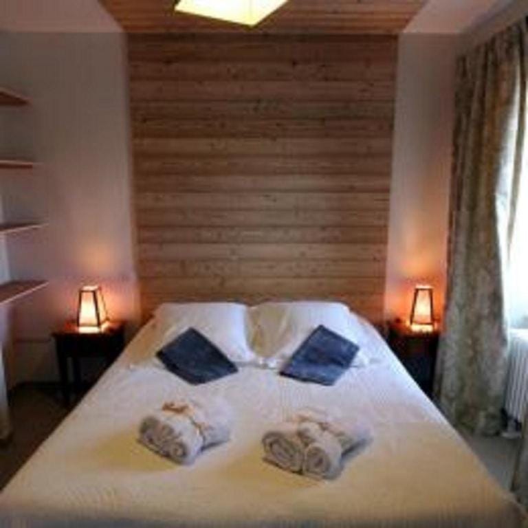 Gîte DomPop  Apartment in Besse-et-Saint-Anastaise