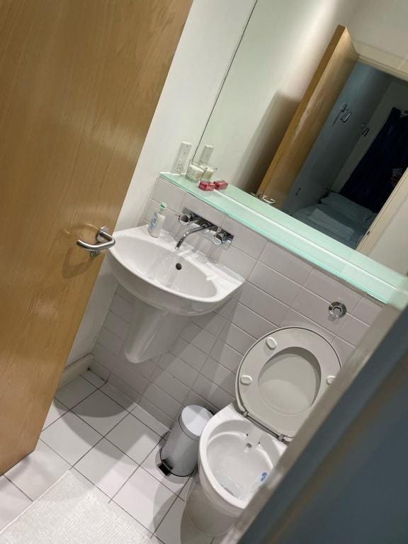 Lovely 2 bedroom apartment in M1 with parking Apartment in Manchester