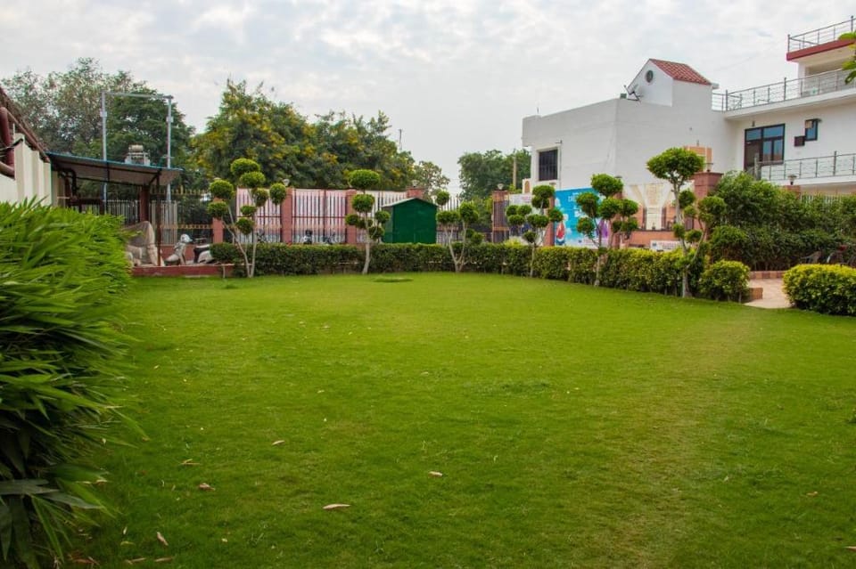 sourav park inn Hotel in Uttar Pradesh