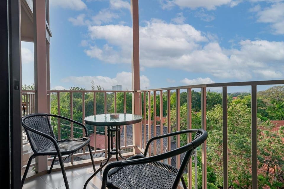La Habana By Babara Apartment in Nong Kae