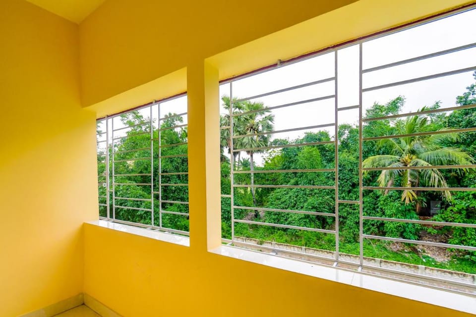 Eco Corporate Inn Bed and Breakfast in Kolkata