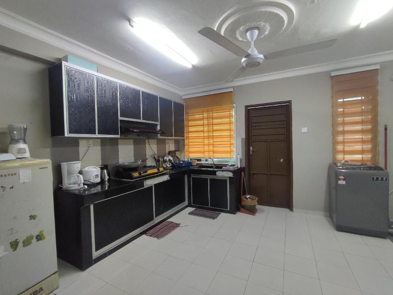 Redzeqy Homestay Melaka (Melaka Baru, Bt Berendam) Vacation rental in Malacca