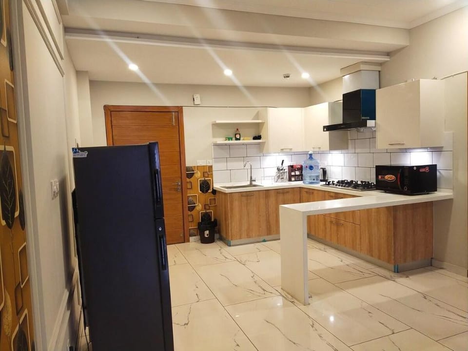 Luxurious 1BHK at Top Location of Twin Cities Apartment in Islamabad