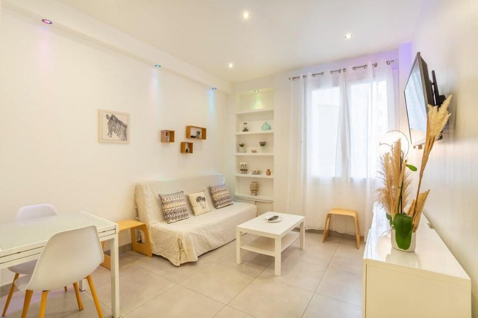 Appartement les pieds dans l'eau ,  parking Apartment in Marseille