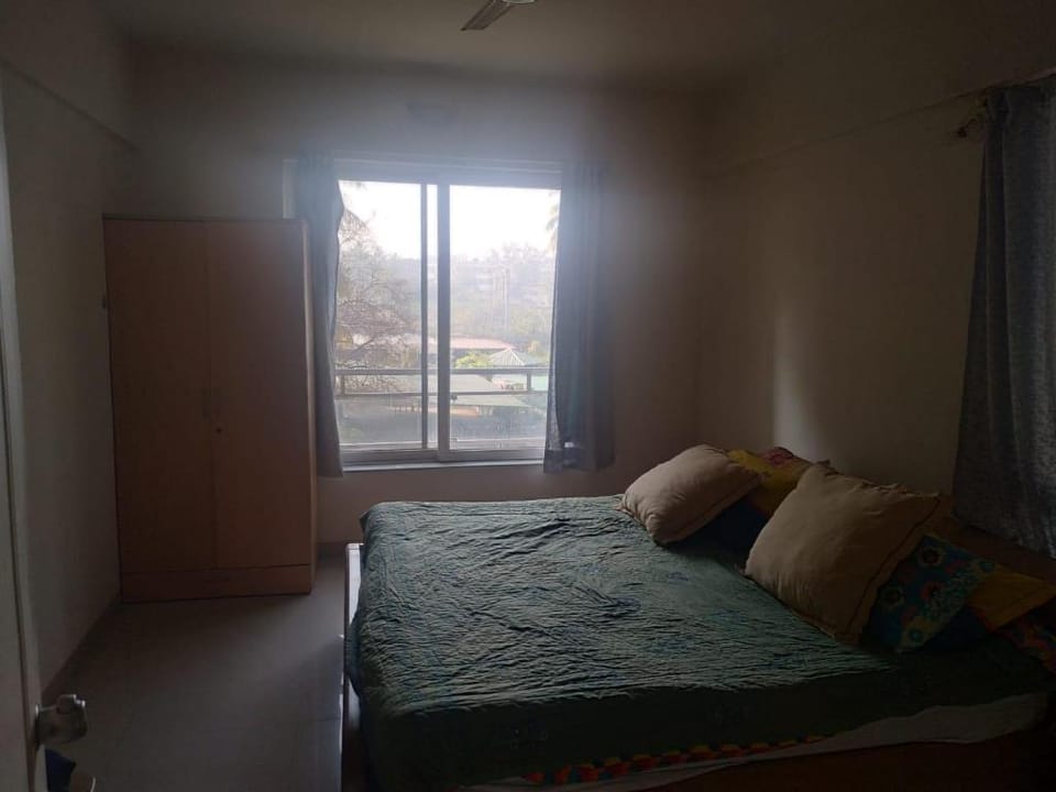 FULLY FURNISHED 3 BHK IN KOREGAON PARK PUNE  Apartment in Pune