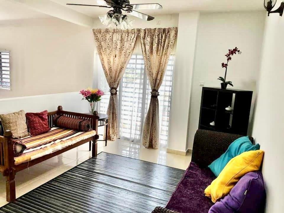 Spacious+Cozy House(10-15pax) Vacation rental in Pahang, Malaysia