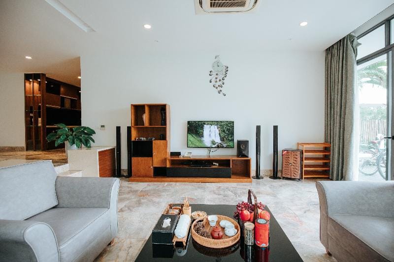 Sol Villa view hồ Flamingo Đại Lải Resort (3PN) Villa in Laos
