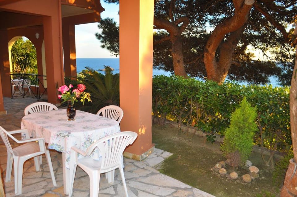 Villa Takis on Pelekas beach Apartment B with sea view Apartment in Corfu, Greece