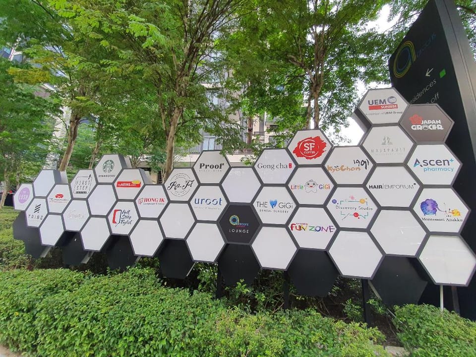 Arcoris Mont Kiara 004/2BR/1-4pax /WIFI & NETFLIX  Apartment in Petaling Jaya
