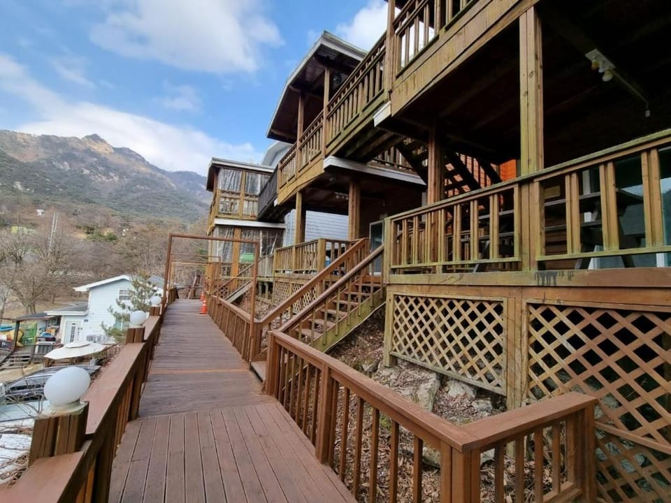 Goesan Joryeong Pension Bed and Breakfast in South Korea