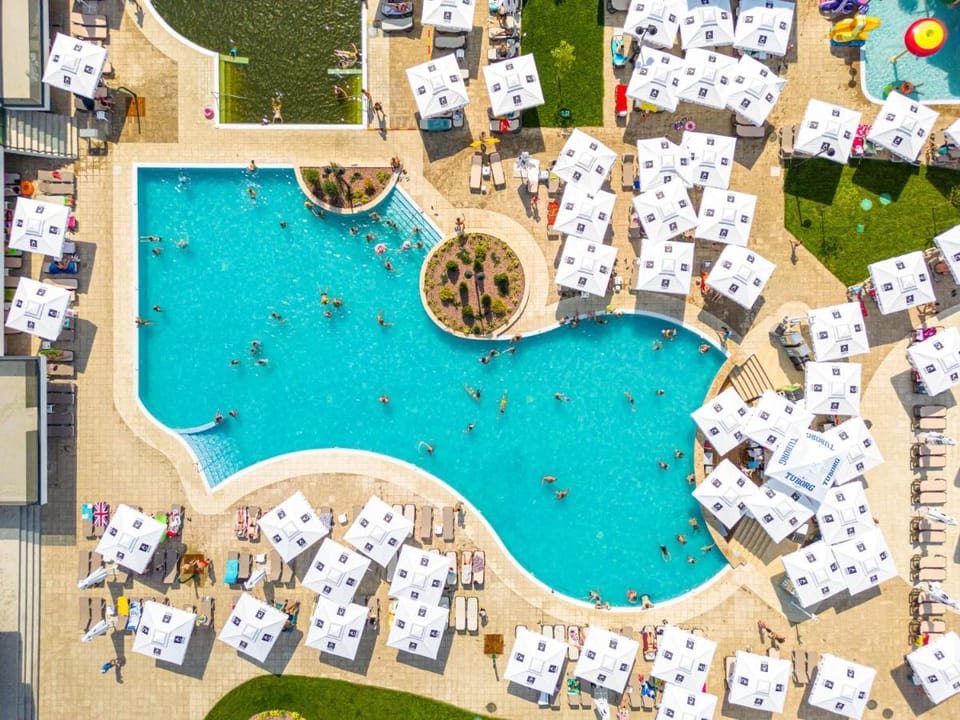 Alma Health & Spa Retreat Hotel in Romania