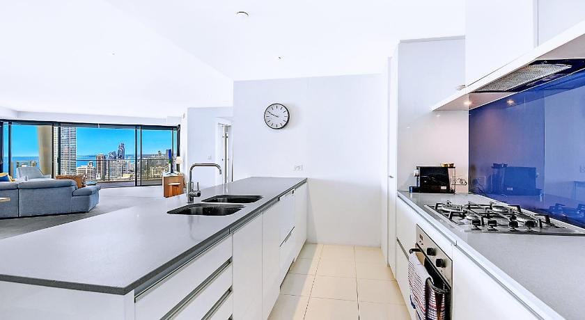 Circle On Cavill Luxury Apartment-Holiday Paradise Apartment in Surfers Paradise