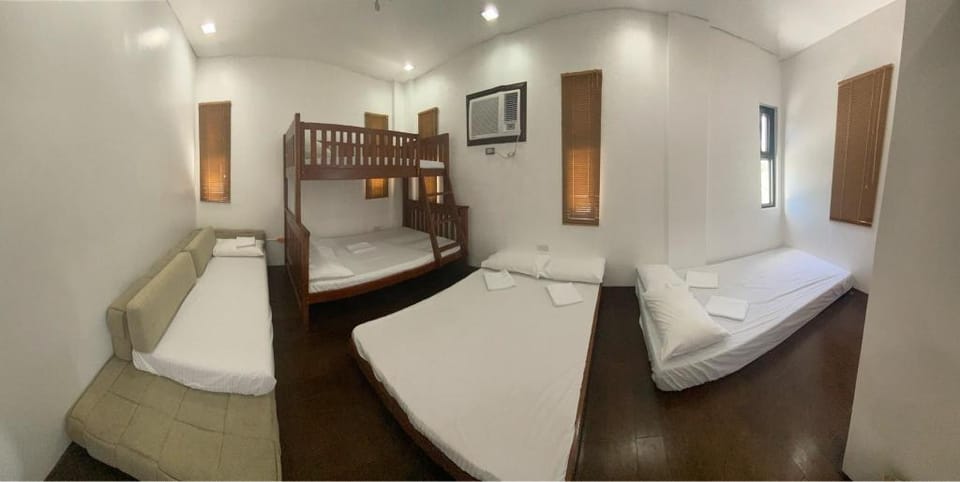 Bulacan Private Resort Main House Villa in Calabarzon