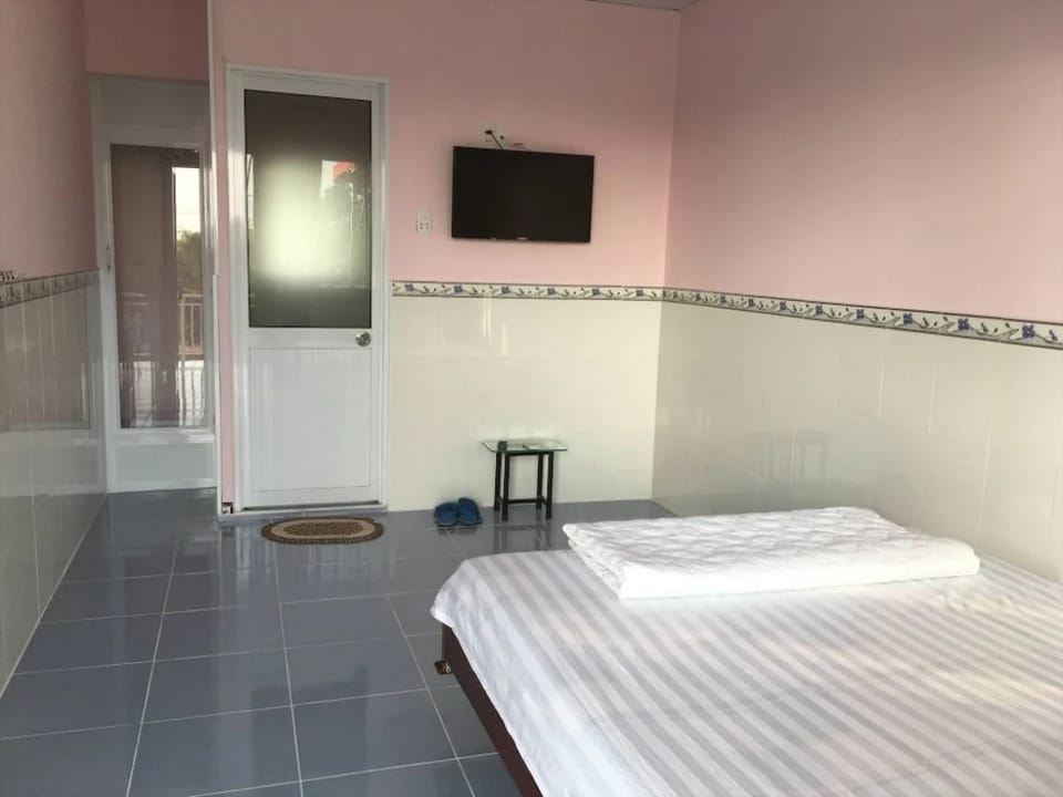 Nhà nghỉ Phương Tú Apartment in Ba Ria - Vung Tau