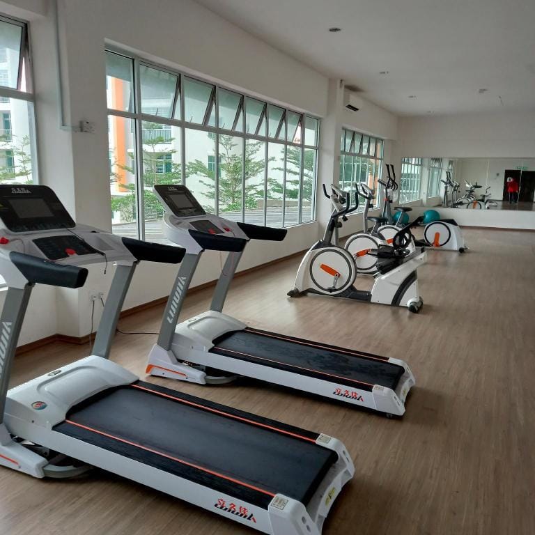 SAFIYYA HOMES MERU RAYA - FREE WIFI NETFLIX Apartment in Ipoh