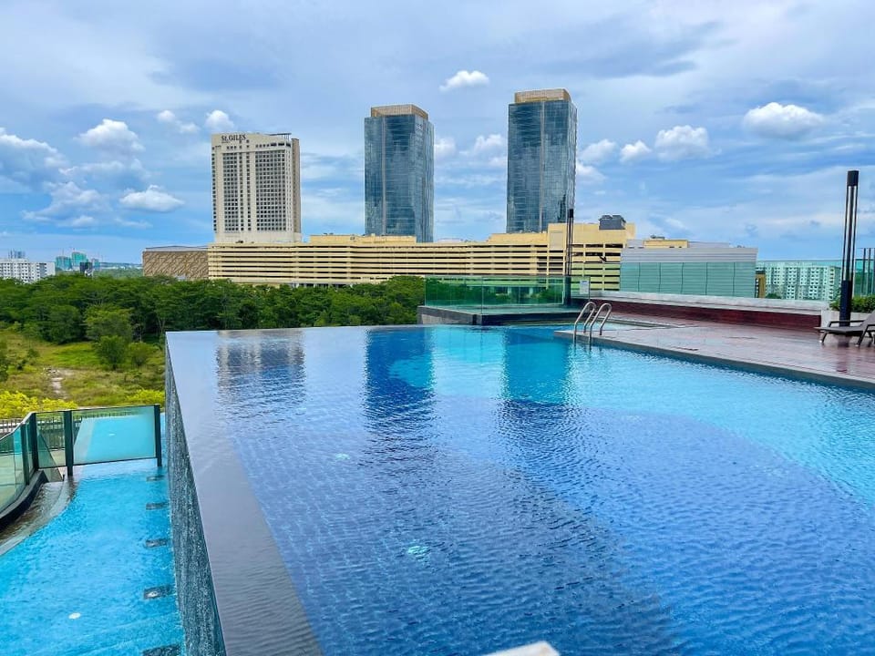 Nest Home Grand Blue Suite【Bathtub | Southkey】 Apartment in Johor Bahru