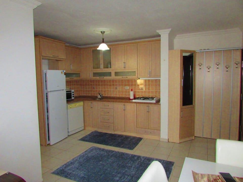 Kaş çarşı merkezde full eşyalı 1+1geniş lüks daire Apartment in Kas