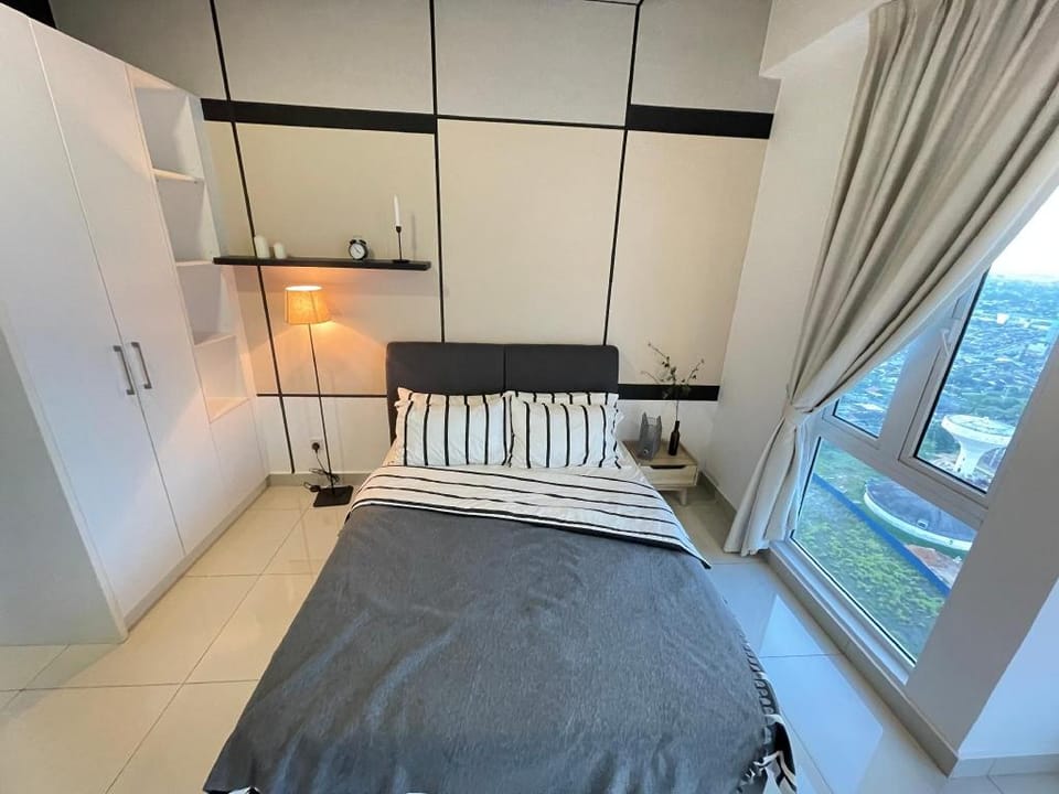 Twin Galaxy 5min to  CIQ (6paxs2BR-Family Suite) Apartment in Johor Bahru