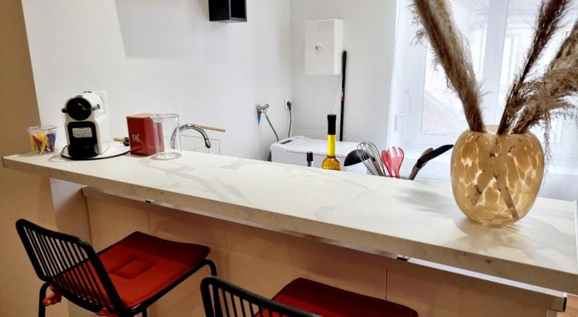 Meublés du chêne vert, cœur de Jarnac Apartment in Nouvelle-Aquitaine