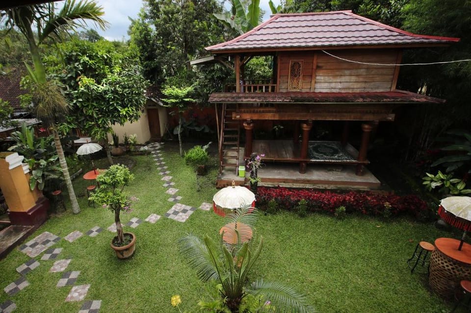 Bello Bungalow & Resto  Vacation rental in West Nusa Tenggara, Indonesia