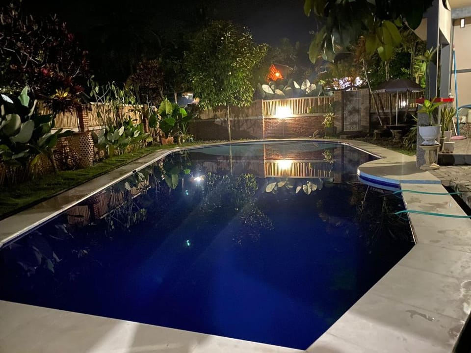 Bello Bungalow & Resto  Vacation rental in West Nusa Tenggara, Indonesia