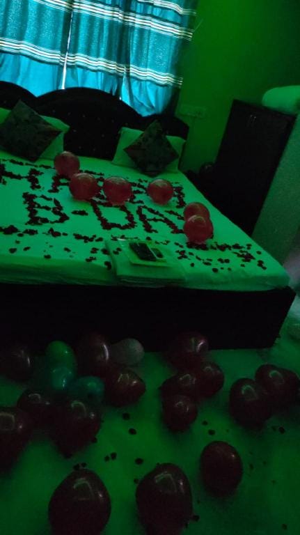 RED VELVET INN Apartment in Kolkata
