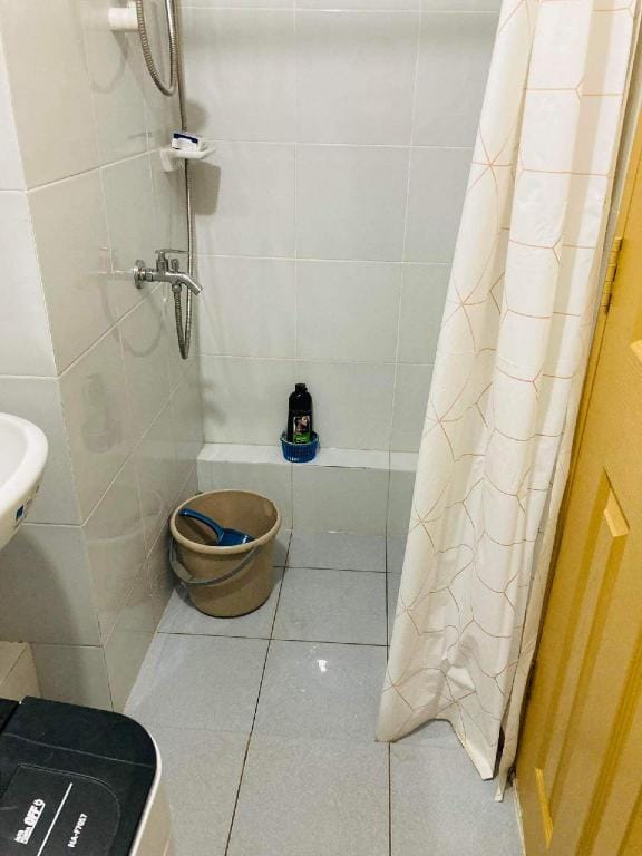 Karaoke KTV 2 bedroom Condo with Internet Netflix Apartment in Davao City
