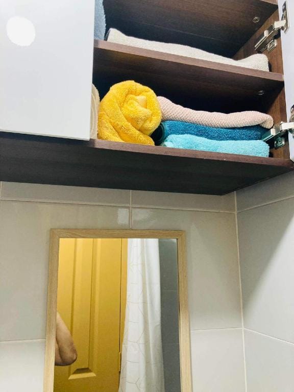 Karaoke KTV 2 bedroom Condo with Internet Netflix Apartment in Davao City