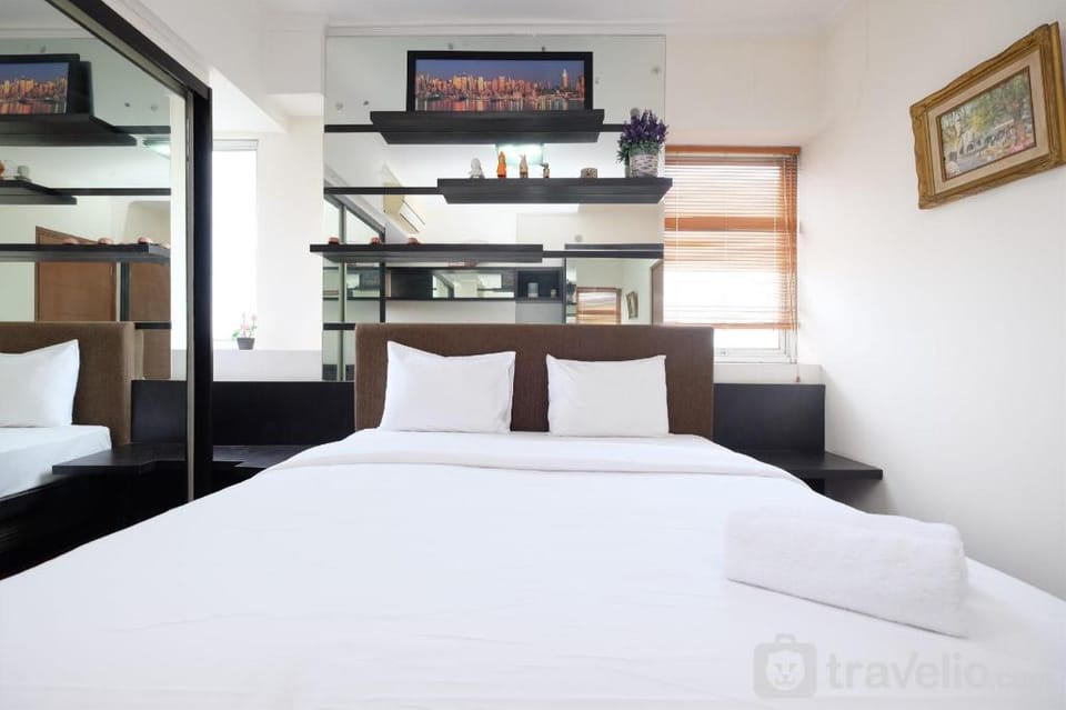 Cozy and Nice 2BR Maple Park Sunter By Travelio Apartment in Jakarta