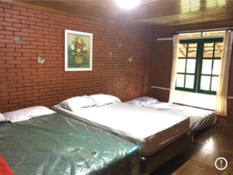 Villa bata unik Sentebale Villa in Cisarua
