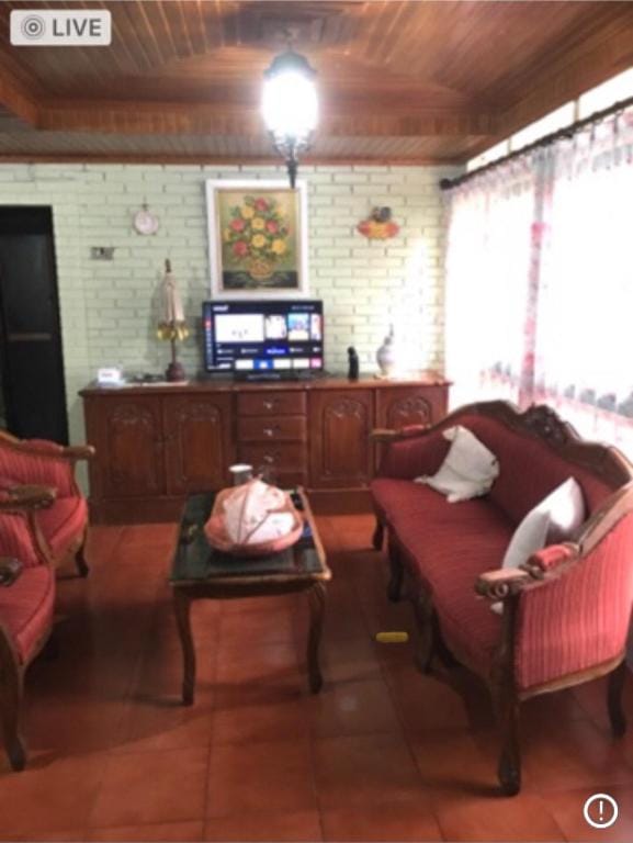 Villa bata unik Sentebale Villa in Cisarua
