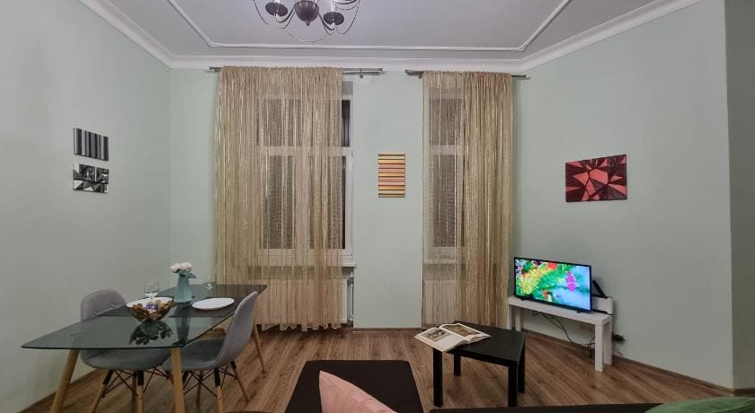 Art Deco One-Bedroom Apartment in Library House Apartment in Riga