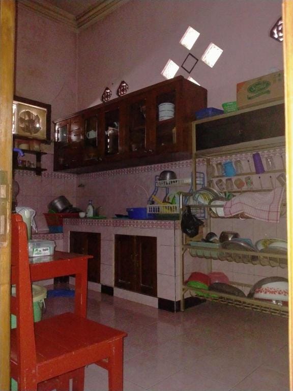 Dekaka Homestay 3 Vacation rental in East Java