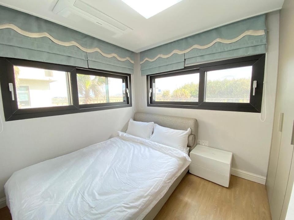 Healing 가족과 힐링제주여행#독채 #하가리연꽃마을 #바베큐가능#해연산#프라이빗하우스 Vacation rental in South Korea