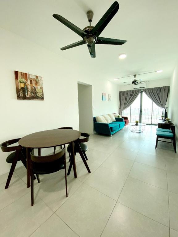 Jovial Modern Cozy HOUSE 3 ROOM 8PAX@MERITUS PERAI Apartment in Penang