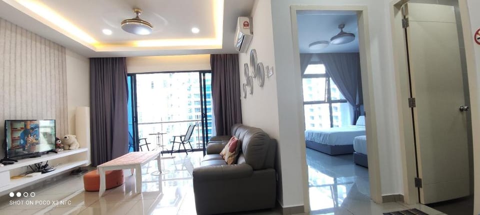 Atlantis Homestay  Pool View  Apartment in Malacca