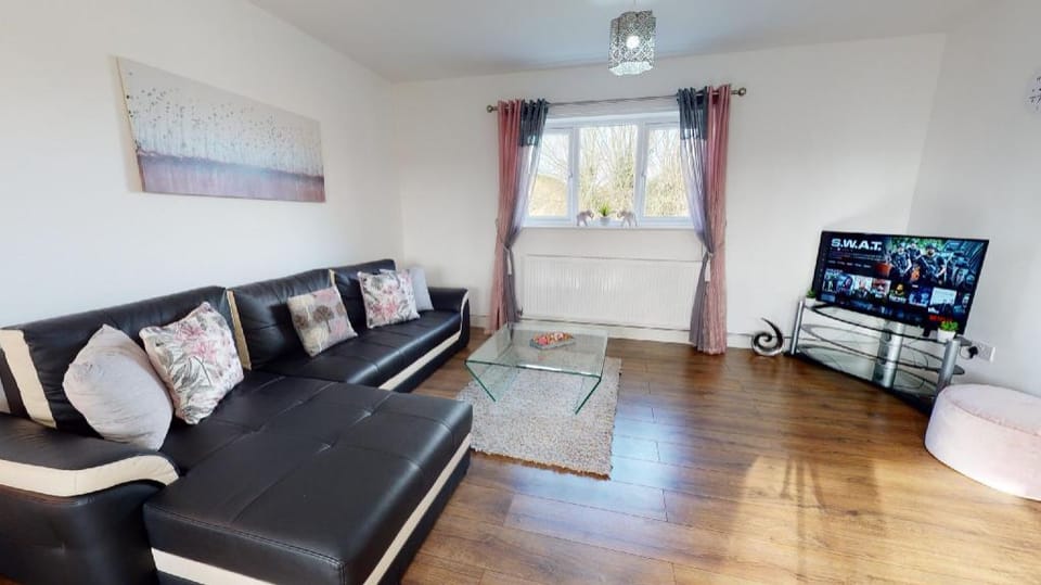 Green View Apartment in England
