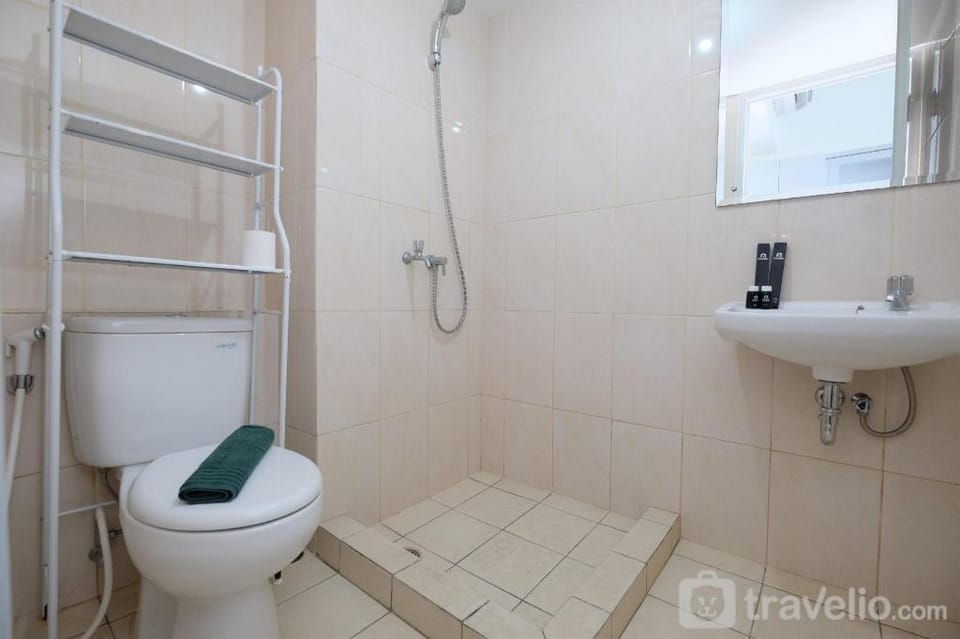 Nice and Comfy Studio at Springlake By Travelio Apartment in West Java