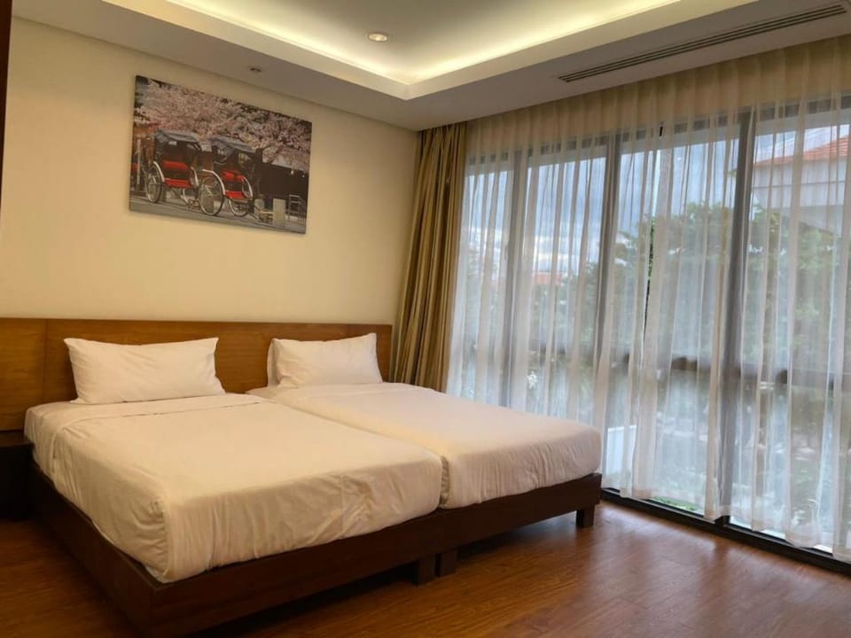 The Ocean Villas 5 Bedroom Private Pool Villa in Hoa Hai