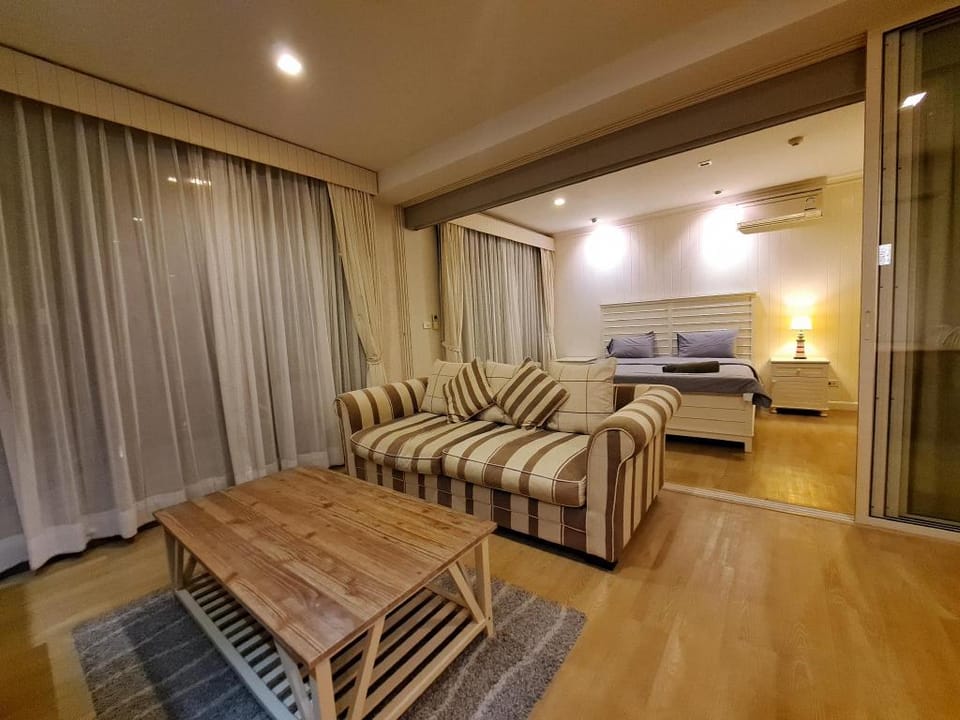 Baan San kraam Hua Hin บ้านแสนคราม by WT Apartment in Thailand