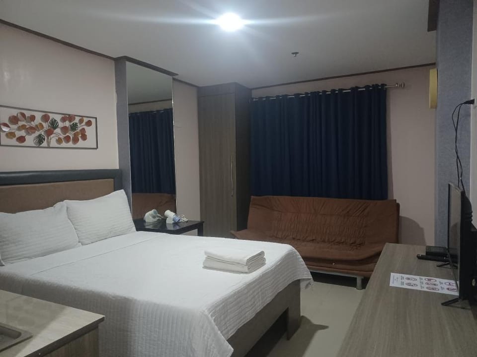 JKL ROOM FOR COUPLE Apartment in Makati