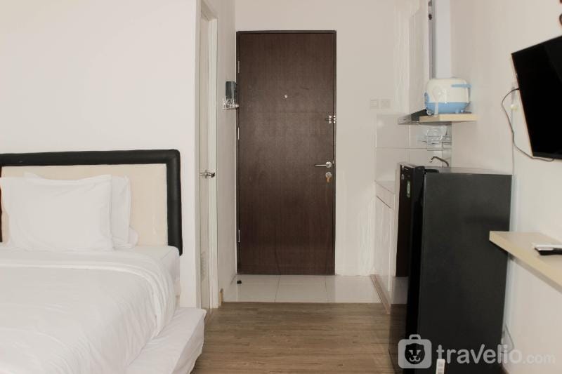 Comfy Tidy Studio Riverview Jababeka By Travelio Apartment in West Java