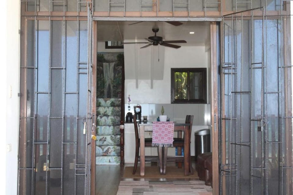 MLB BEACH HAUS, BeachFront House   Vacation rental in Siquijor
