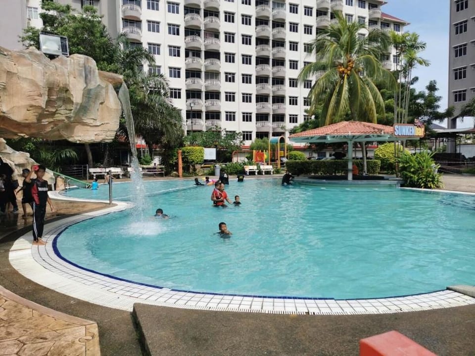 Seaview Private Apartment (Glory Beach Resort) Apartment in Port Dickson