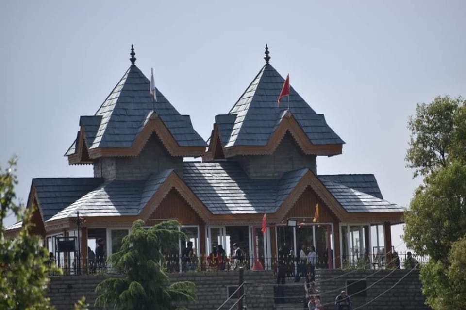 Vinayak House Villa in Shimla