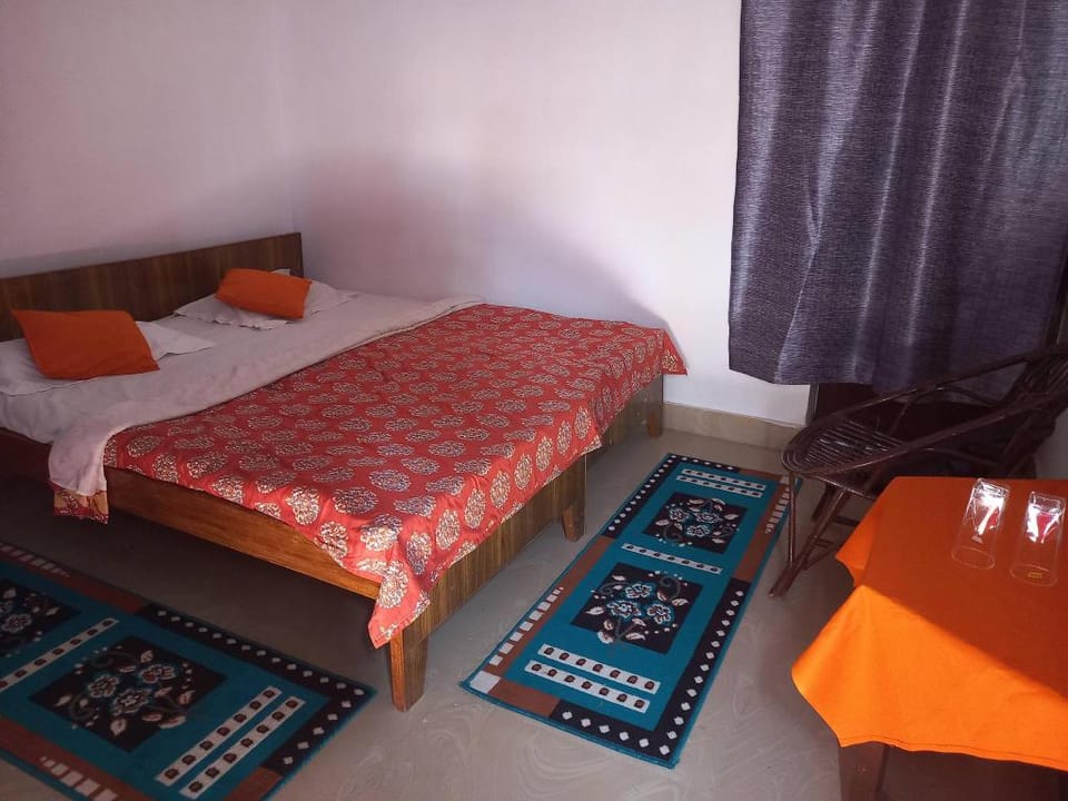 Green villa kashi 2 AC Rooms Villa in Varanasi