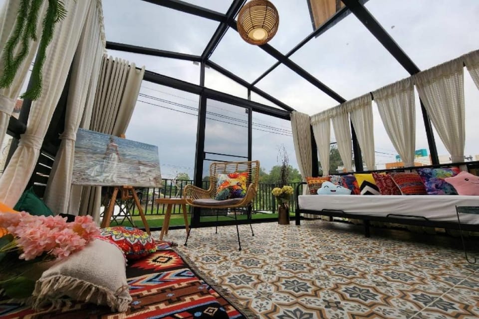 Capital O 75422 Million Pillows Bed and Breakfast in Chiang Mai