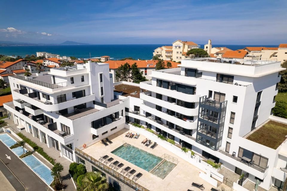 Nemea Appart Hotel Les Hauts de Milady Biarritz Apartment hotel in Biarritz