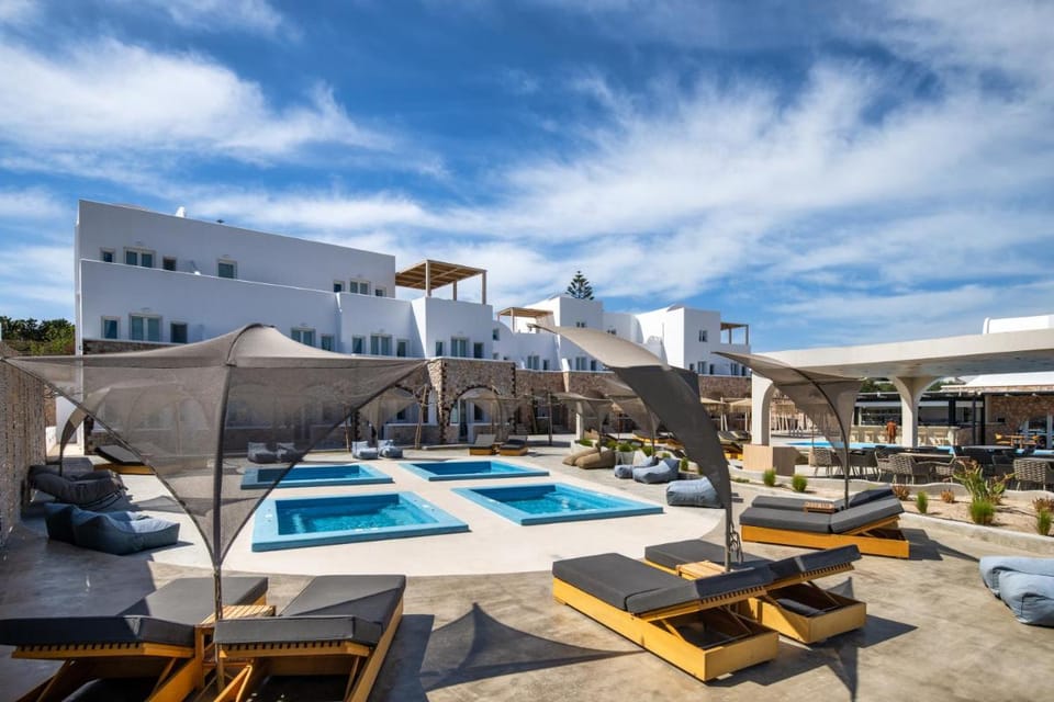 Aelia Luxury Suites Apartment hotel in Santorini