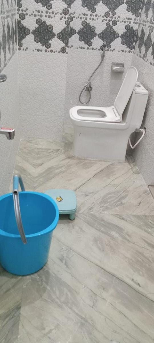 Sky INN paying guest house  Vacation rental in Uttar Pradesh